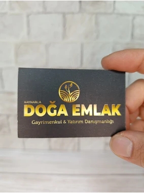 700 Gr. / Kabartma Laklı Kartvizit Örnek Çalışmaları